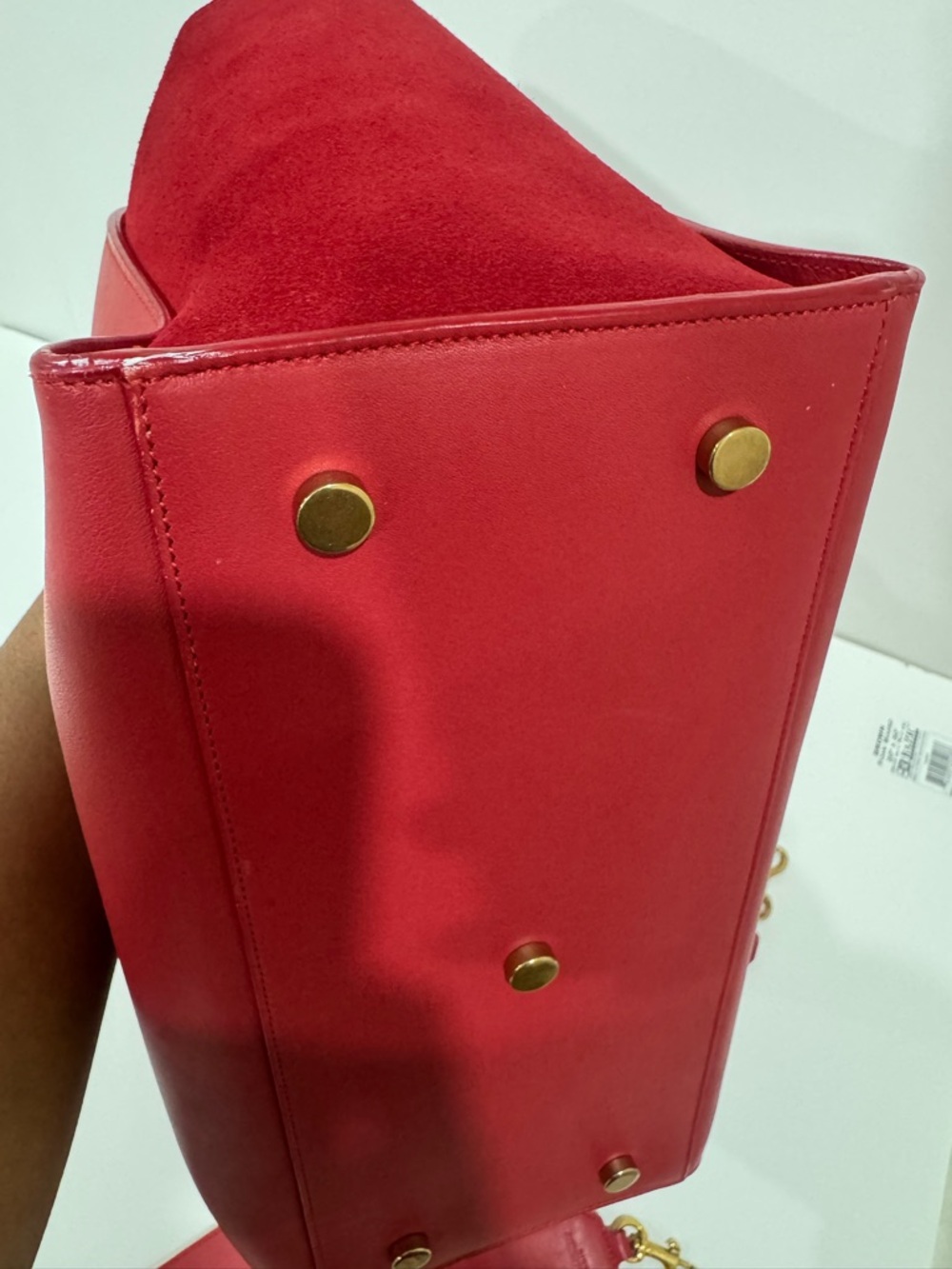 Saint Laurent Red Downtown Cabas Leather Bag, with Gold YSL Hardware - Picture 9 of 12